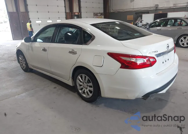 1N4AL3AP5GC186433: 42800187