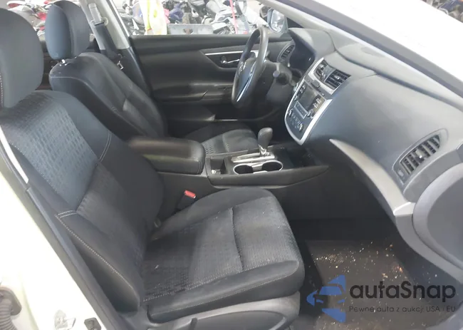 1N4AL3AP5GC186433: 42800187