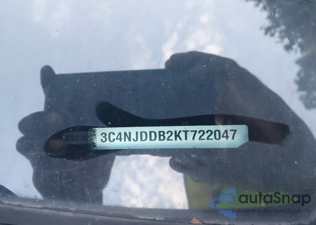 3C4NJDDB2KT722047: 42800200
