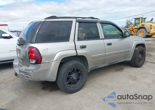 1GNDT13S532338957: 42800209