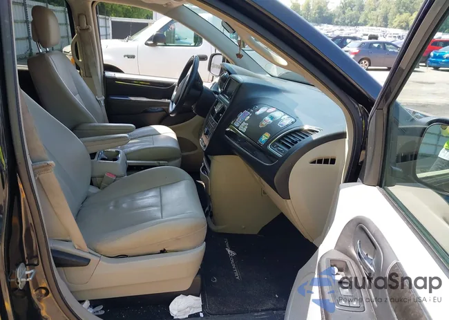 2C4RC1BG1DR540581: 42800212