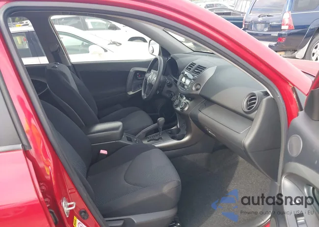 JTMBF32V09D009563: 42800515