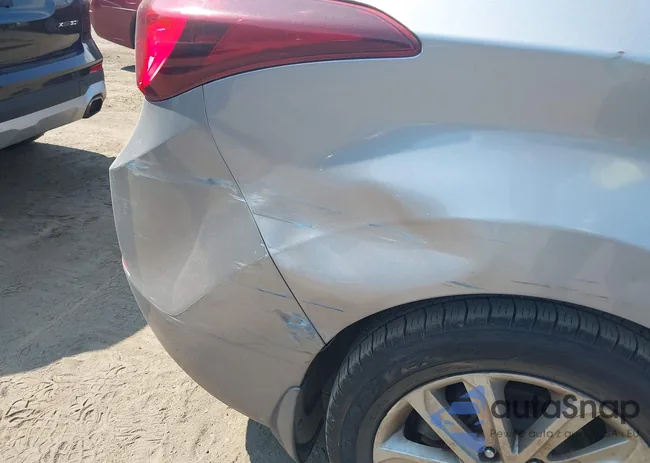 5NPDH4AE8FH557603: 42799705