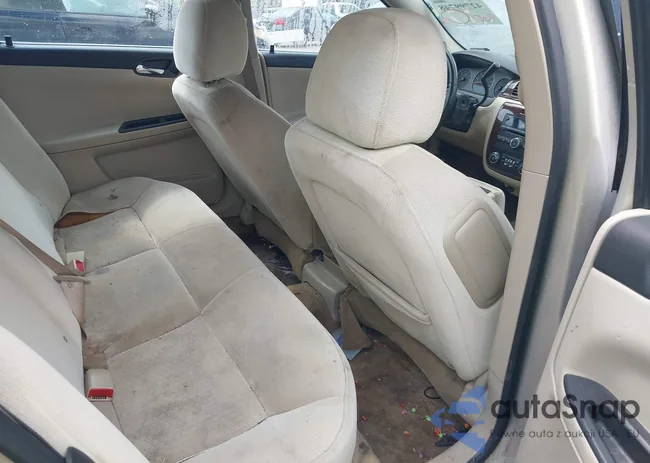 2G1WB5EK2B1205282: 42799748