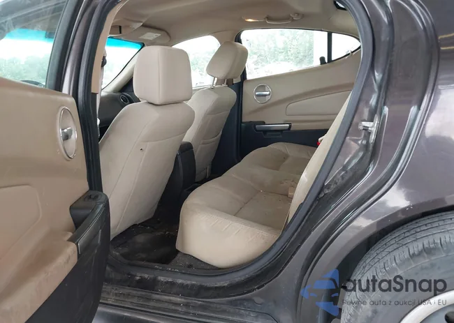 2G2WP552881115575: 42799935