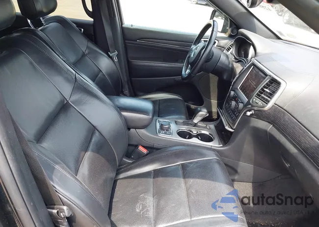 1C4RJFCG7JC264395: 42801031