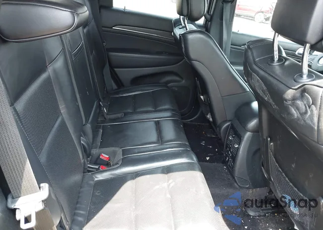 1C4RJFCG7JC264395: 42801031