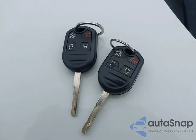 3FADP4EJ8JM114709: 42801034