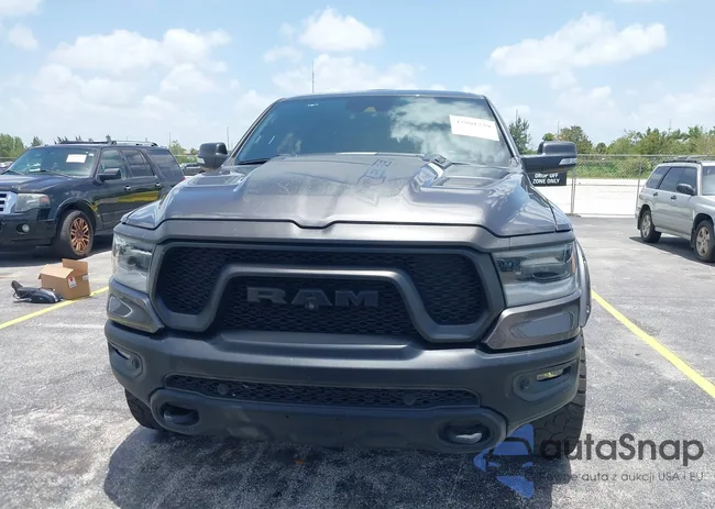 1C6SRFLT8MN673478: 42801229