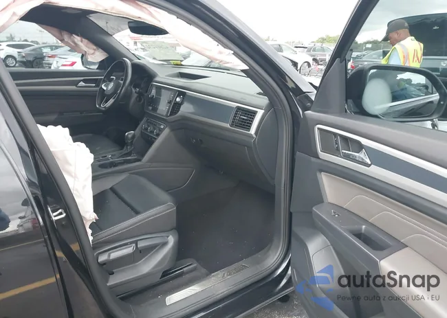 1V2PE2CA7MC232145: 42801232