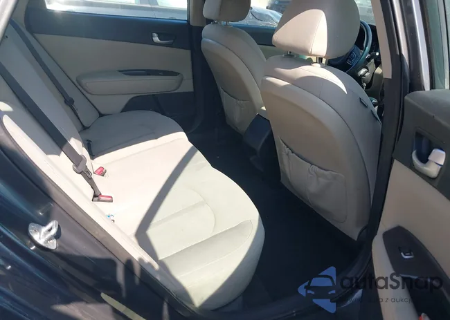 5XXGT4L33GG111427: 42801281