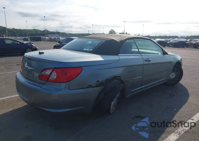 1C3LC45KX8N288103: 42801314