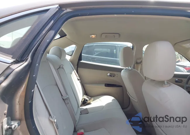 WAUG8AFC9JN008582: 42801443