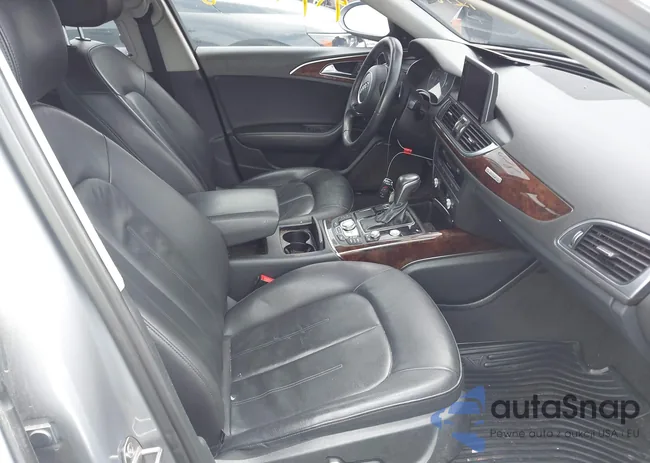 WAUG8AFC9JN008582: 42801443