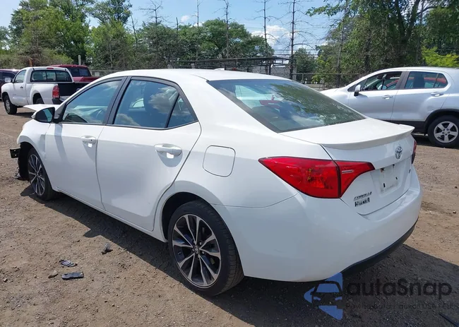 2T1BURHEXJC028767: 42801557