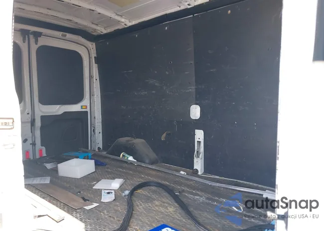 1FTYR2CM7GKA40688: 42800595