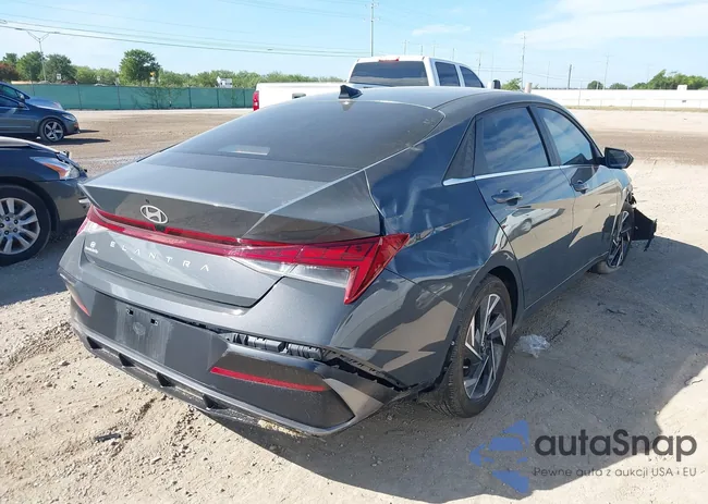 KMHLS4DGXRU745538: 42800626