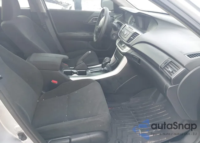 1HGCR2F3XDA102794: 42800642