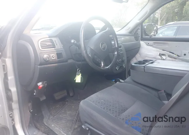 1GNFC13C08J164519: 42800694