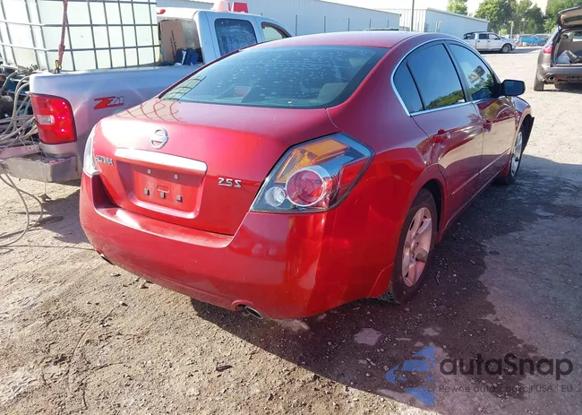 1N4AL21E39N556858: 42800746