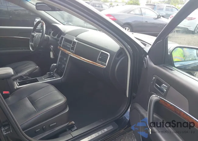 3LNHL2JC7CR824799: 42802285