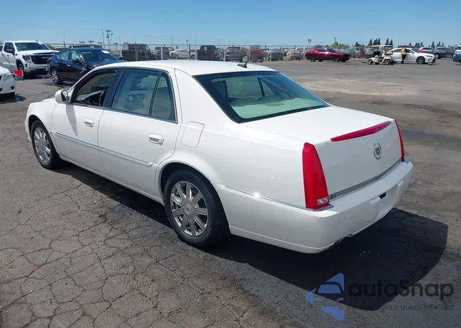 1G6KD57Y78U180395: 42802442