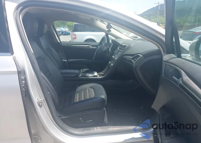 3FA6P0H78HR188758: 42802516