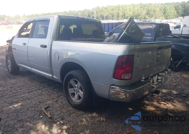 1D3HB13P59J509964: 42801784