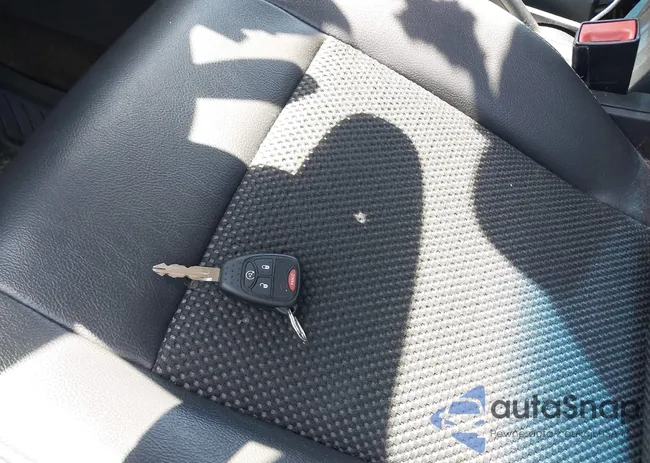 1C4NJDEB8FD333620: 42801936