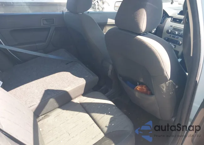 1FAHP35N18W248700: 42801951