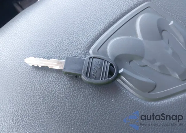 1C6RR6TT6FS785215: 42803138