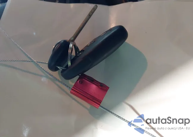 KMHDH4AE3GU647017: 42803295