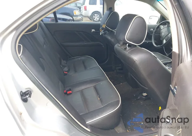 3FAHP0JG8CR395260: 42803355