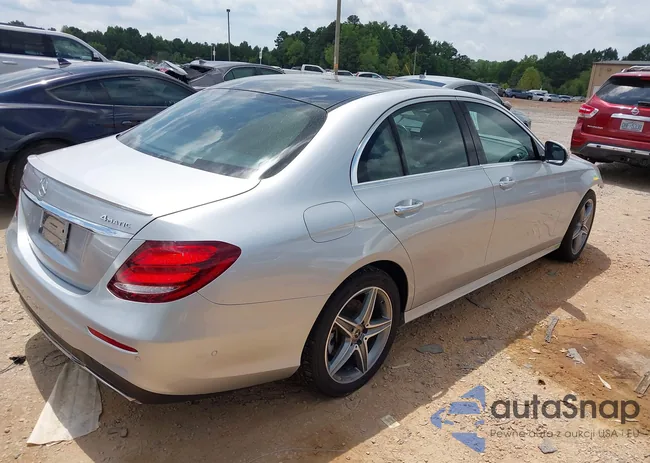 WDDZF4KB8KA561402: 42803389