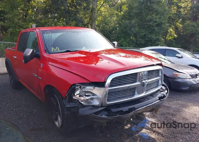 1D3HV13T59J525411: 42803526