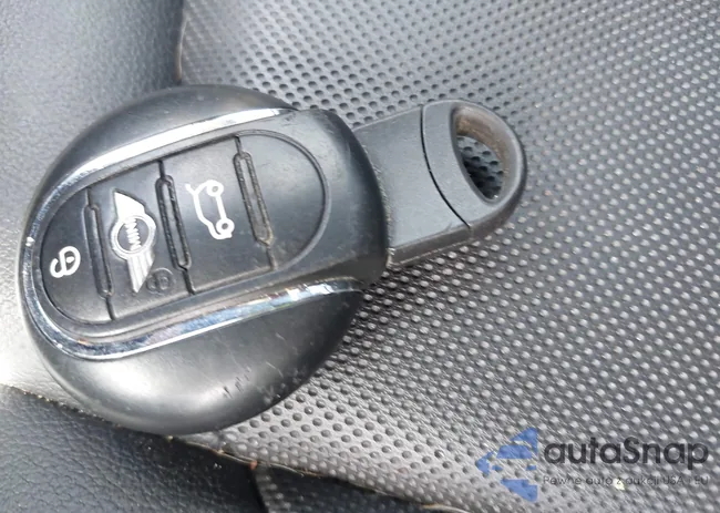 WMWXU1C57J2F93040: 42802588