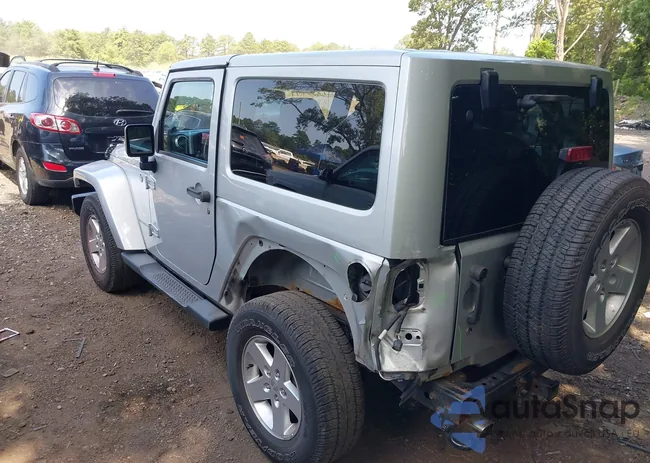 1C4GJWBG9CL125946: 42803971