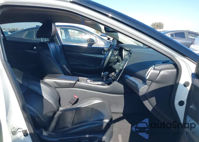 1N4AA6AP9JC383085: 42804225