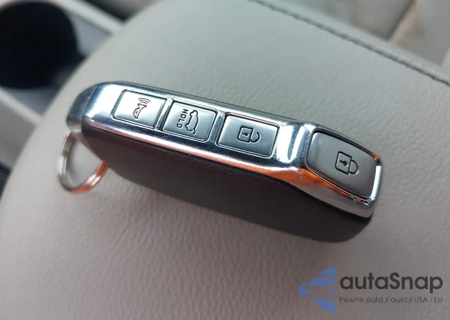 KNDJ23AU6L7710226: 42804250