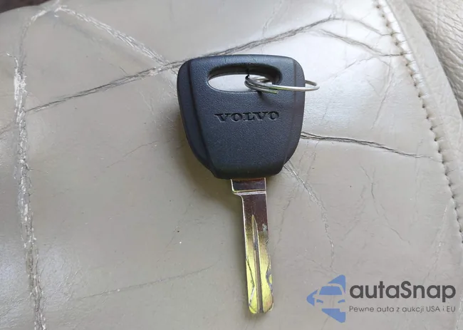 YV1CZ59HX41121413: 42804499