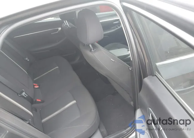 KMHL64JA3MA166275: 42803578