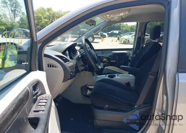 2C4RDGCG8DR693814: 42803636