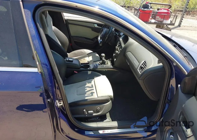 WAUDGAFL3DA202655: 42803775