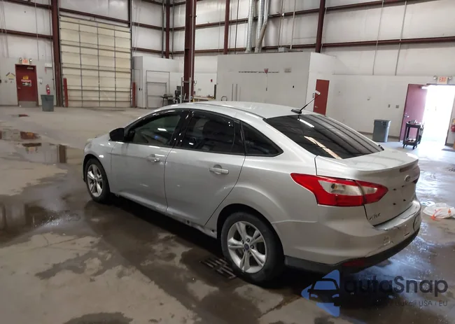 1FADP3F20DL158386: 42804972