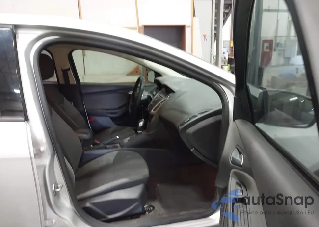 1FADP3F20DL158386: 42804972