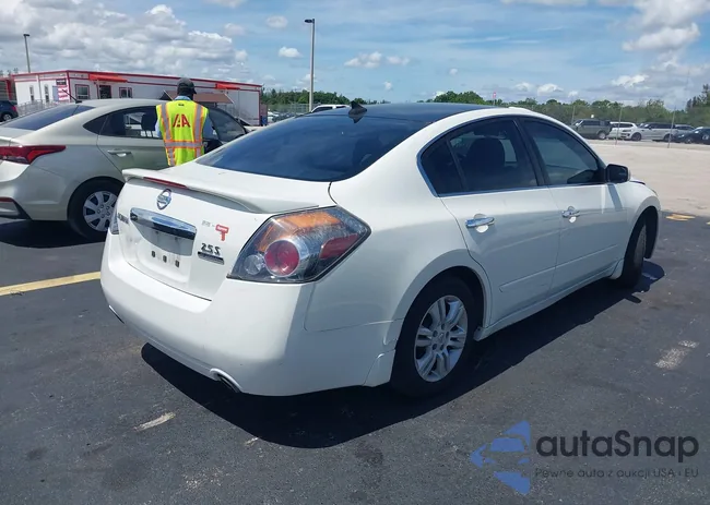 1N4AL2APXBN410237: 42804993