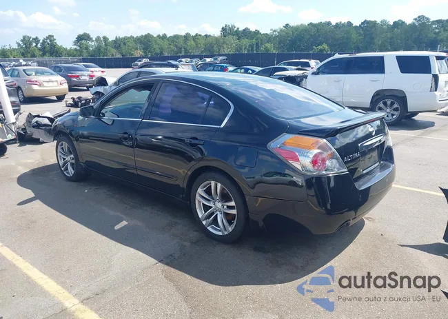 1N4AL2AP4AN432572: 42805184