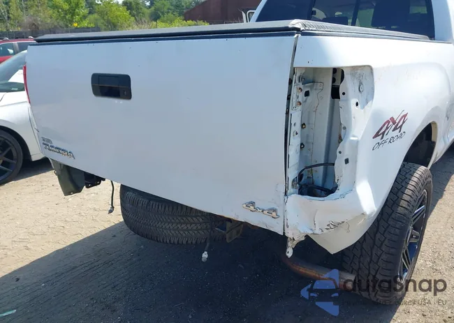 5TFUM5F14AX014785: 42805324