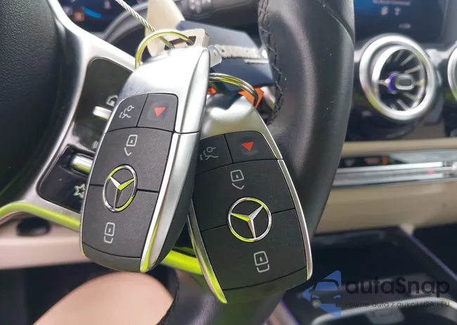 W1N4N4GB3PJ452734: 42805545