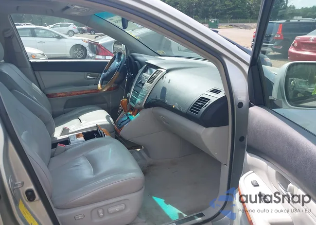 2T2HK31U67C010852: 42805548